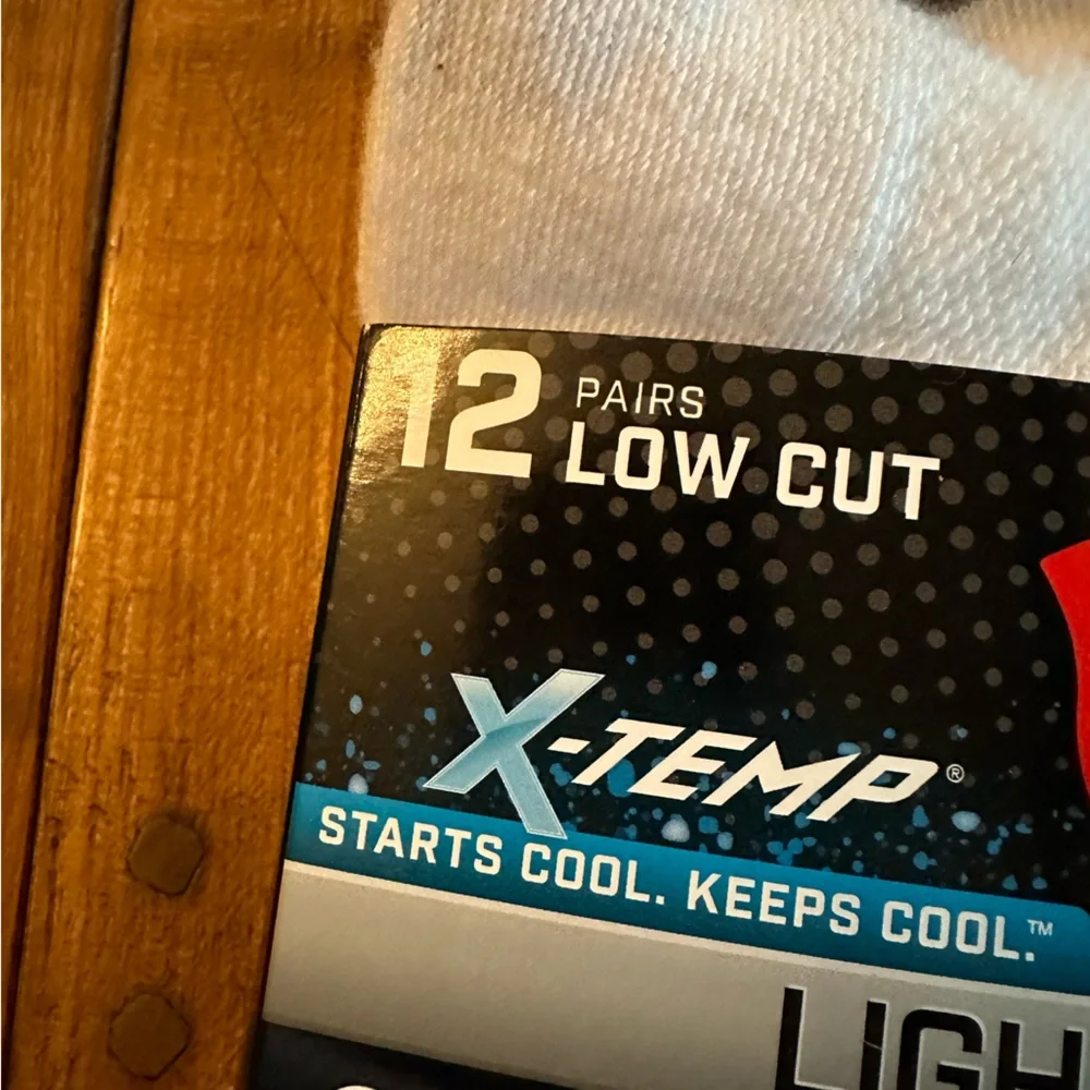 Hanes Lightweight low cut socks - Picture 3 of 4